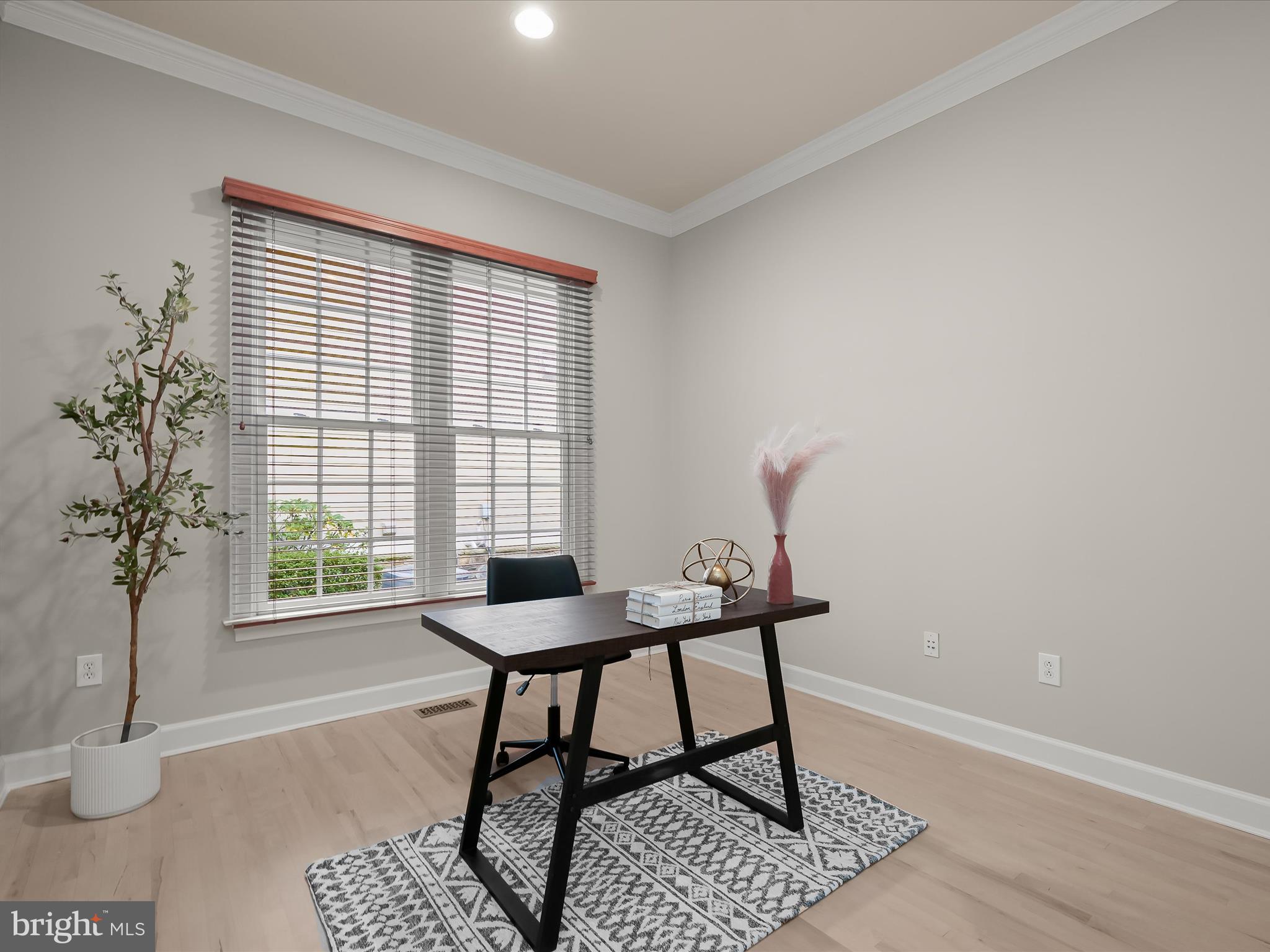 7638 Midtown Road Fulton, MD 20759 - Photo 21 of 63 Main Level Office