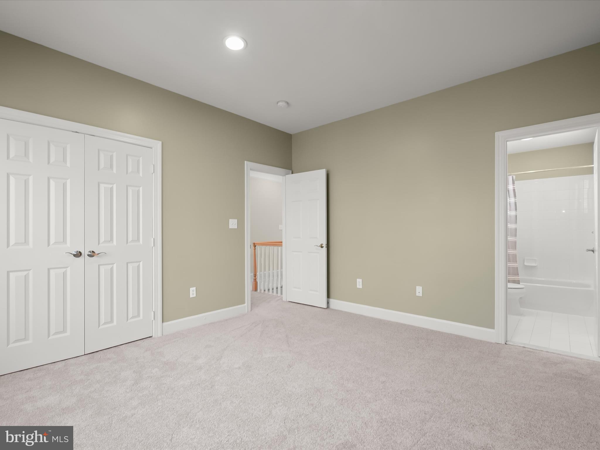 7638 Midtown Road Fulton, MD 20759 - Photo 33 of 63 Guest room with en suite bathroom