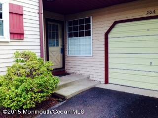 20 A Amesbury Road Whiting, NJ 08759 - Photo 2 of 13 photo (3)