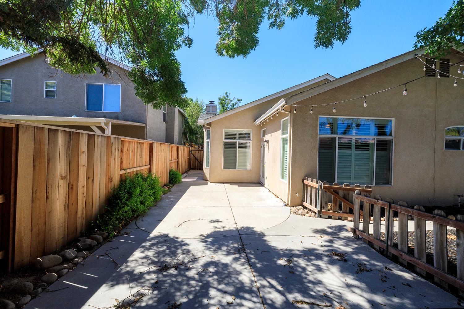 1909 Destiny Way Modesto, CA 95356 - Photo 47 of 52