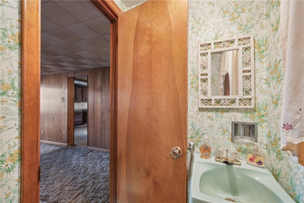 90 Rana Lane Gibsonia, PA 15044 - Photo 10 of 38 Gallery Image 10