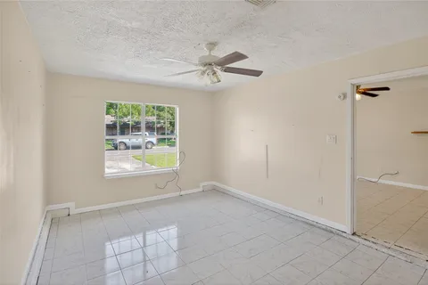 $230,000 | 1308 Pendergrass Street, Lockhart, TX 78644