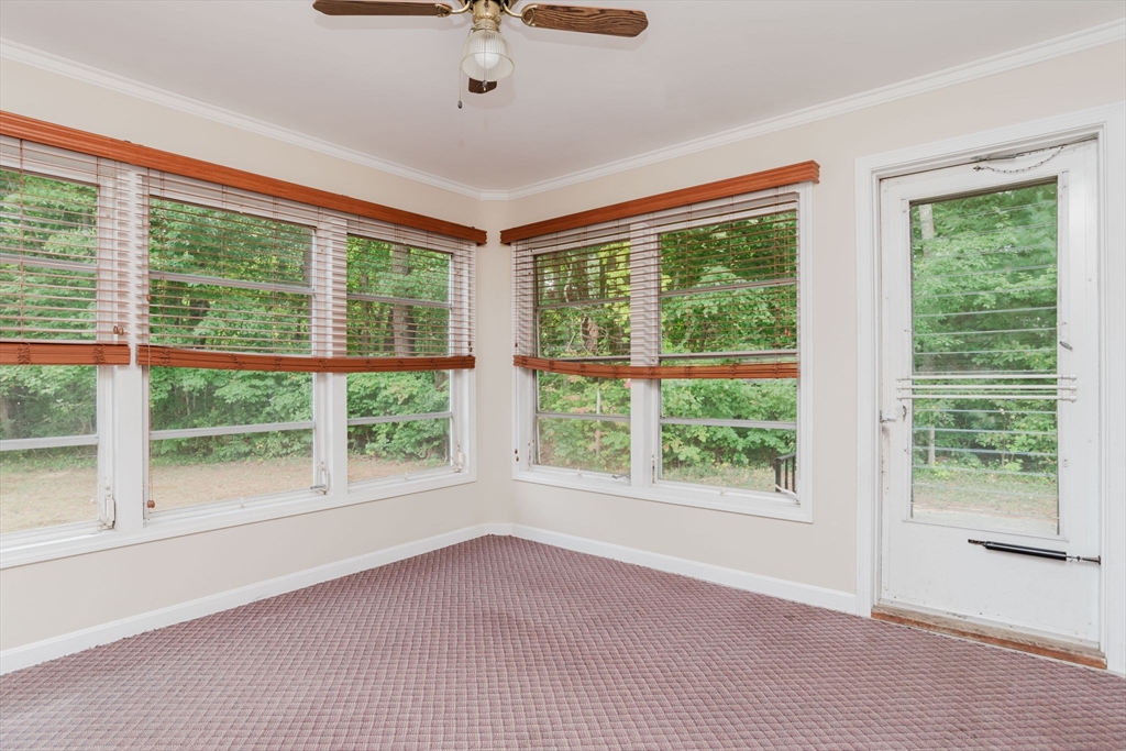 216 County Road East Freetown, MA 02717 - Photo 15 of 19