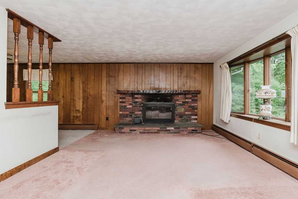 216 County Road East Freetown, MA 02717 - Photo 9 of 19