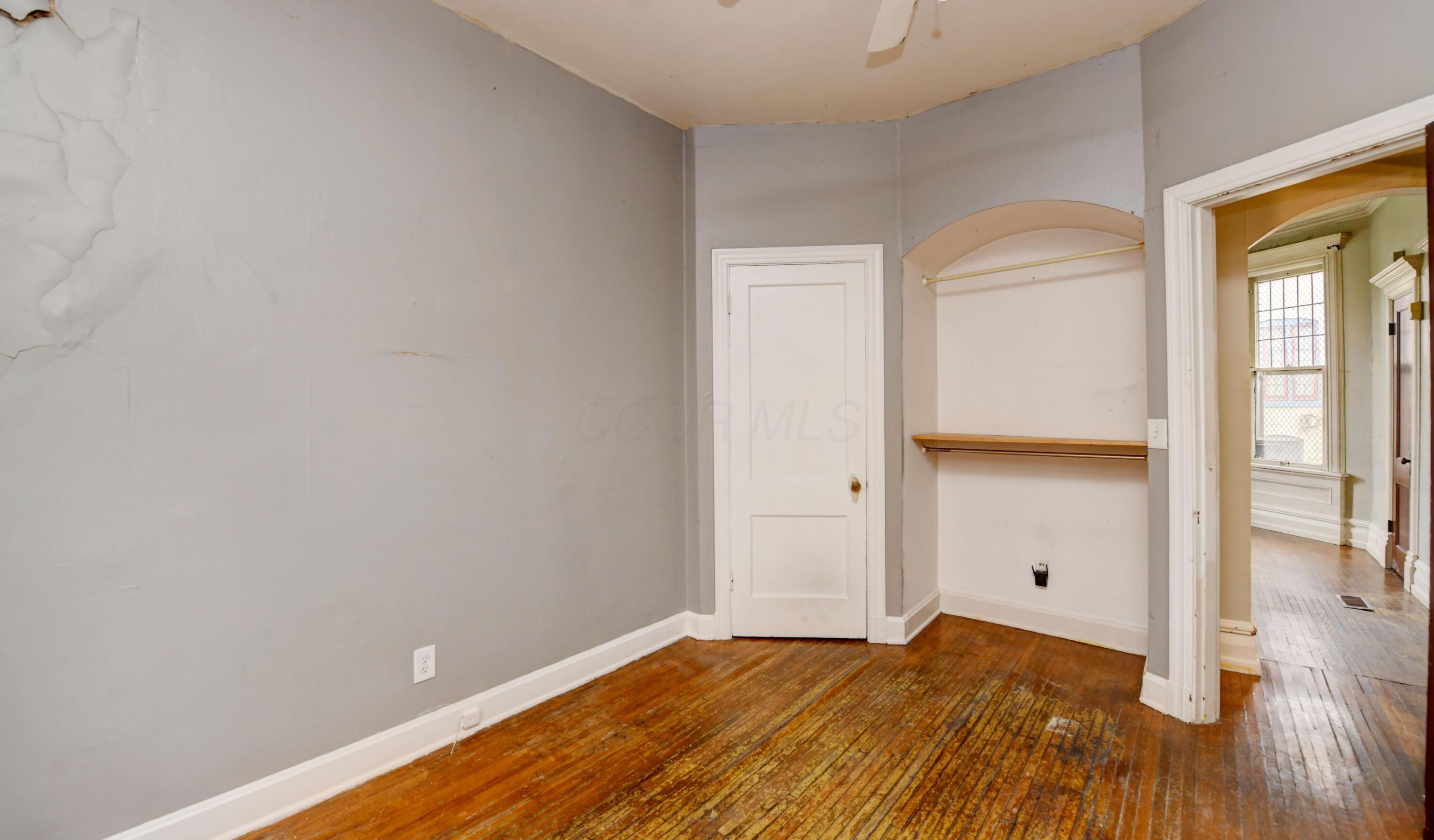1422 Bryden Road Columbus, OH 43205 - Photo 17 of 63 First Floor Unit- Bedroom (3)