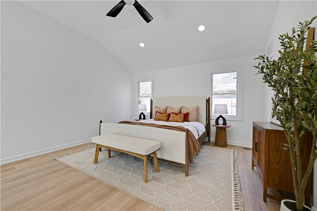 9427 Wenonga Road Leawood, KS 66206 - Photo 23 of 45