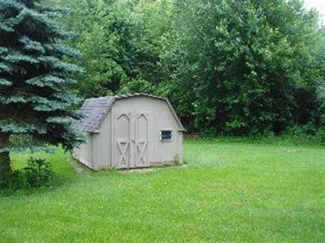 3211 Springbrook Drive Lambertville, MI 48144 - Photo 3 of 8 541287-2.JPG