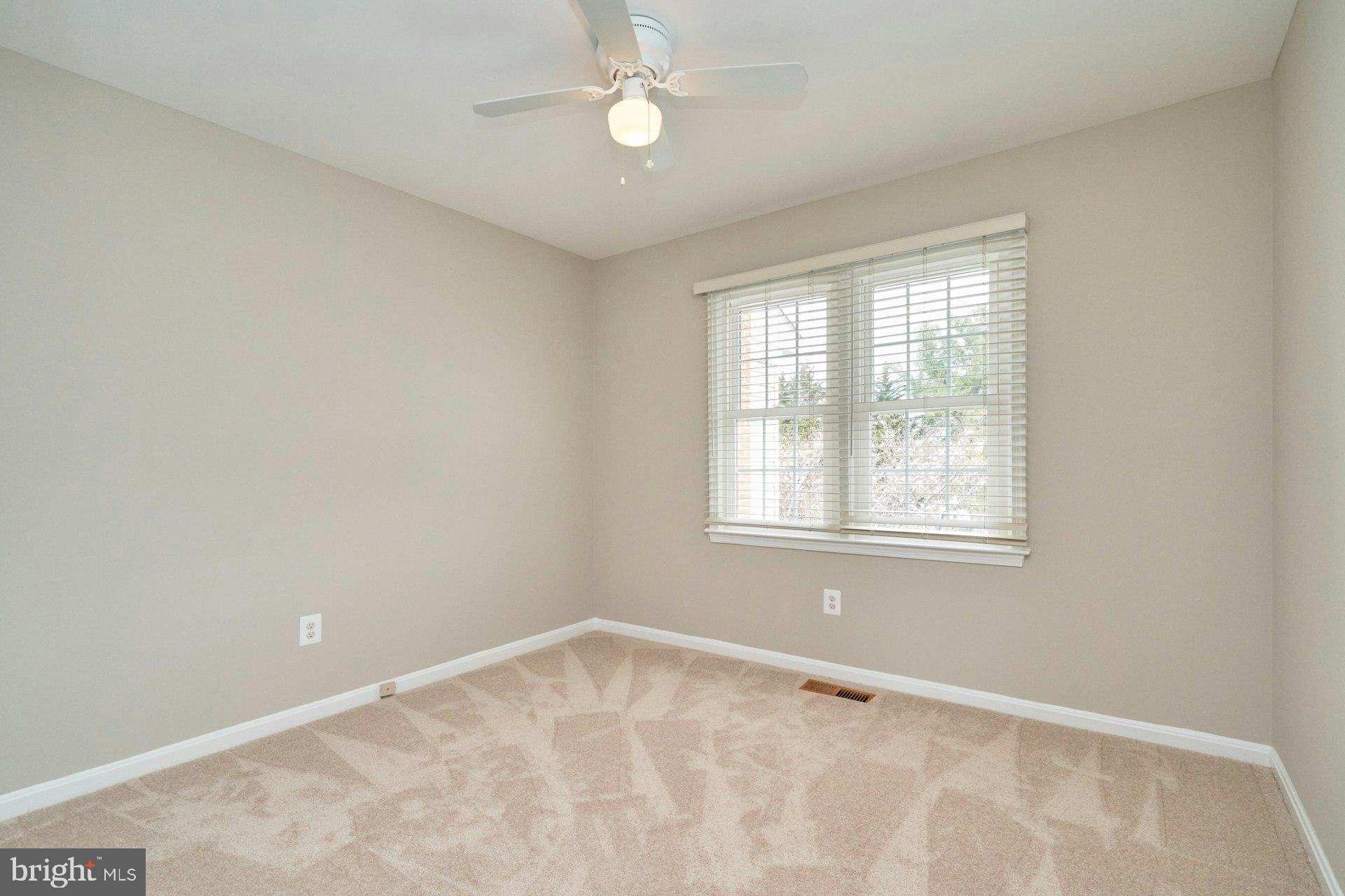 9634 Blincoe Court Burke, VA 22015 - Photo 23 of 53 an empty room with a window