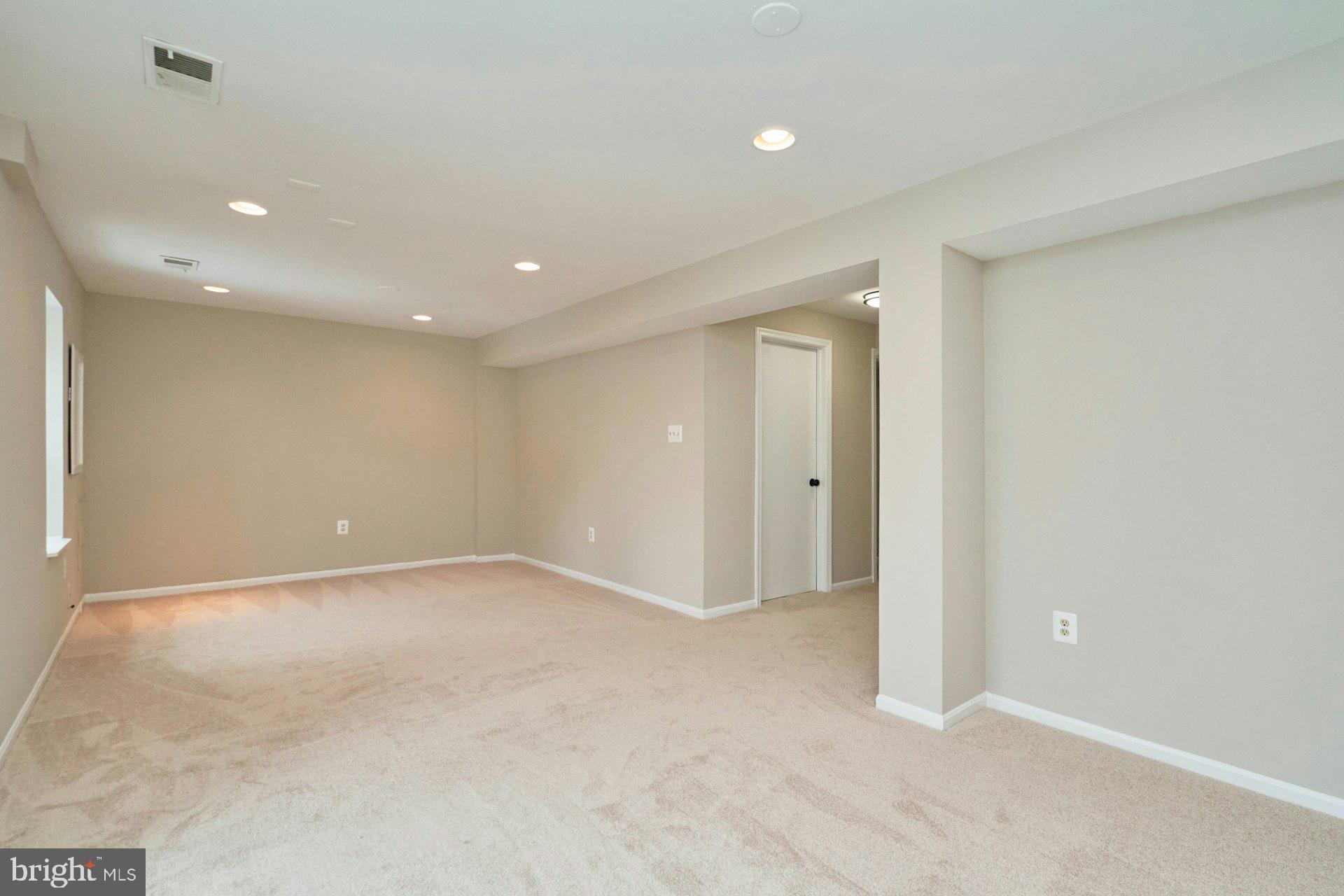 9634 Blincoe Court Burke, VA 22015 - Photo 31 of 53 a view of an empty room
