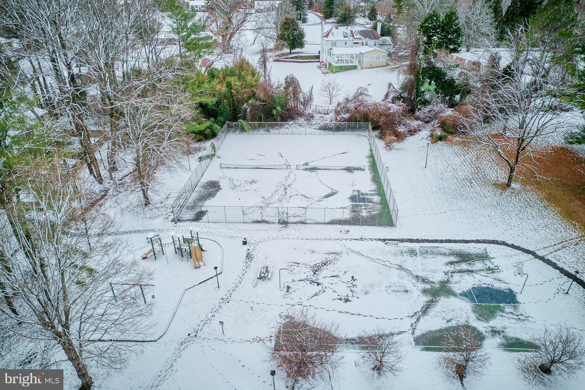 9634 Blincoe Court Burke, VA 22015 - Photo 45 of 53 a view of a backyard