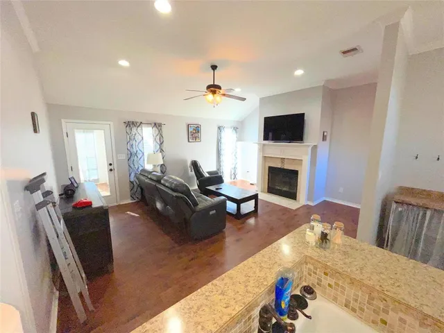 $359,000 | 500 Moonlight Trail, Stephenville, TX 76401