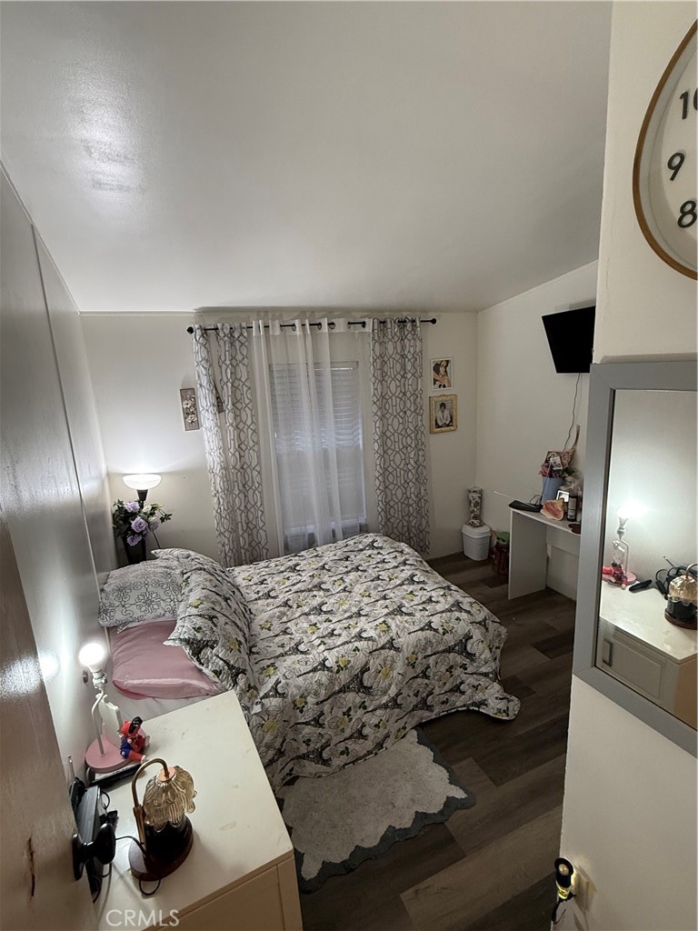 16860 Slover Avenue, Unit 19 Fontana, CA 92337 - Photo 5 of 10 Second Bedroom