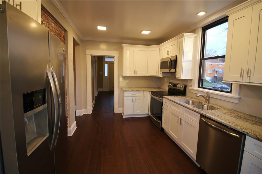 1430 Rutherford Avenue Pittsburgh, PA 15216 - Photo 7 of 15 Gallery Image 7