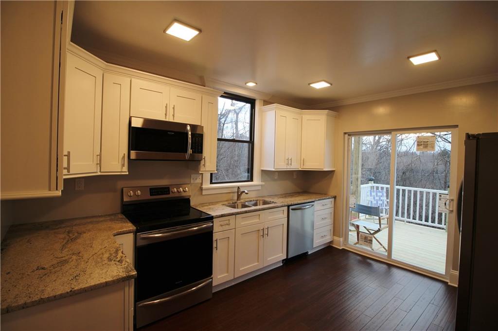 1430 Rutherford Avenue Pittsburgh, PA 15216 - Photo 8 of 15 Gallery Image 8