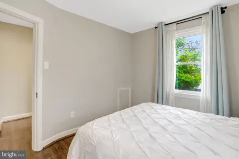$600,000 | 2139 South Oxford Street, Arlington, VA 22204