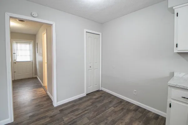 $705 | 404 Thompsonville Lane, Unit 13, Oak Grove, KY 42262