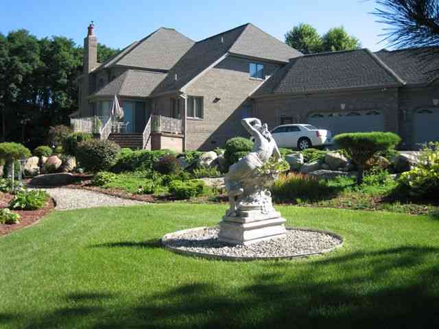 68199 Romeo Plank Road Ray, MI 48096 - Photo 5 of 12 31088574-4.JPG