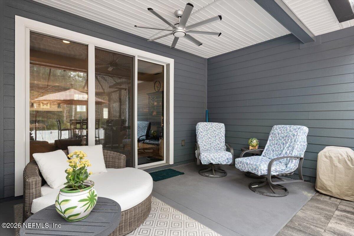 96085 Breezeway Court Yulee, FL 32097 - Photo 40 of 59 a living room with furniture