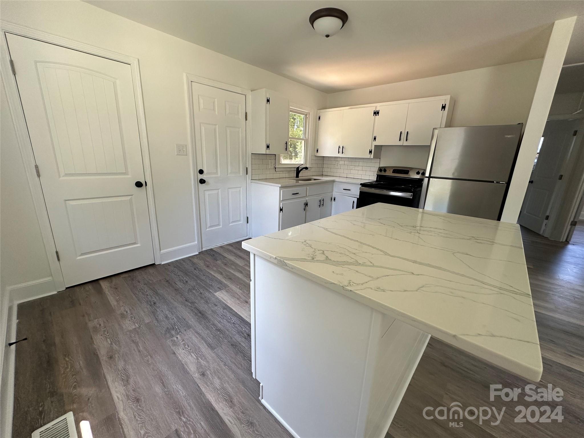 966 Spring Street Rock Hill, SC 29730 - Photo 1 of 12 Gallery Image 1
