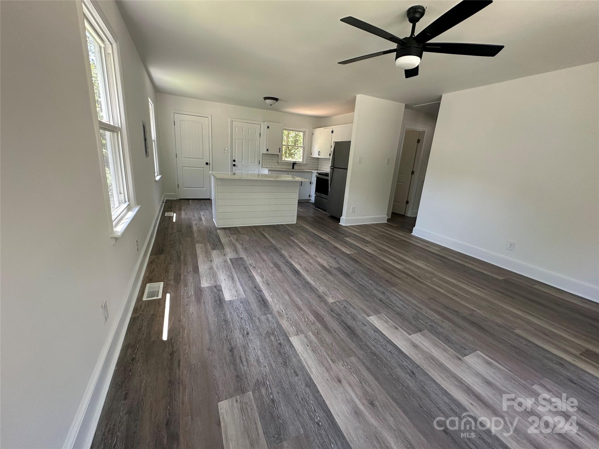 966 Spring Street Rock Hill, SC 29730 - Photo 3 of 12 Gallery Image 3