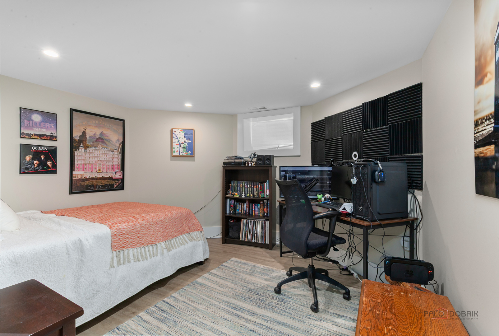90 East Woodland Road Lake Forest, IL 60045 - Photo 34 of 40 a bedroom with a bed and wooden floor