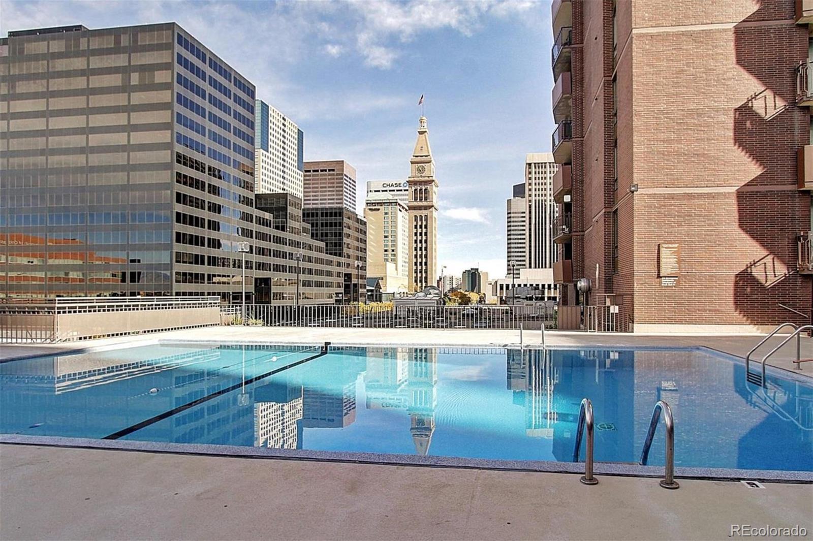 1020 15th Street, Unit 25J Denver, CO 80202 - Photo 30 of 34 a view of a city from a terrace