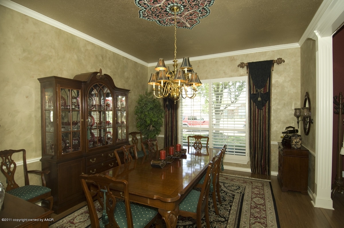 7821 Covington Parkway Amarillo, TX 79121 - Photo 15 of 53 a view of a dining room with furniture and window