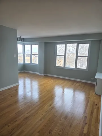 $159,000 | 2606 West Balmoral Avenue, Unit 507, Chicago, IL 60625