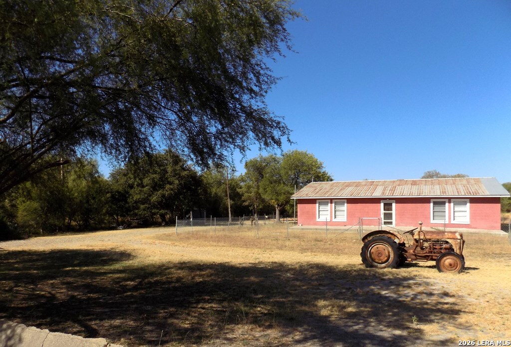 849 Lowe Road Quemado, TX 78877 - Photo 3 of 16