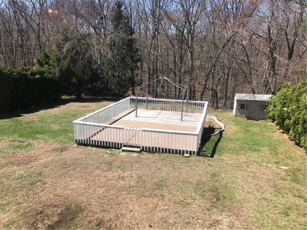 132 Elton Circle Cranston, RI 02921 - Photo 24 of 29