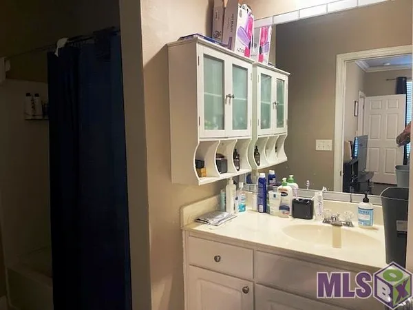 $159,000 | 900 Dean Lee Drive, Unit 1006, Baton Rouge, LA 70820