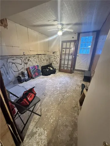 $175,000 | 133 Northeast 1271, Knob Noster, MO 65336