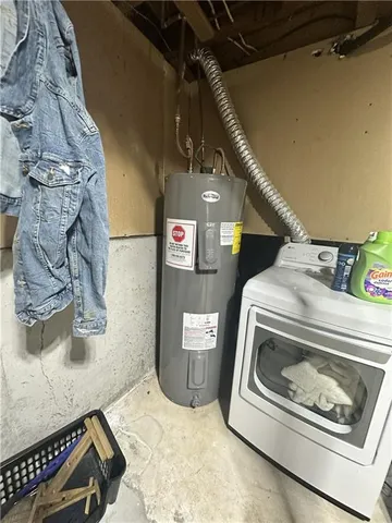 $175,000 | 133 Northeast 1271, Knob Noster, MO 65336