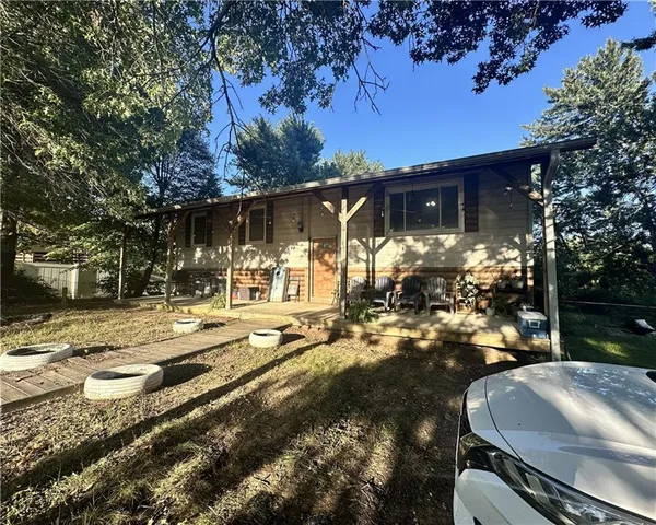 $175,000 | 133 Northeast 1271, Knob Noster, MO 65336