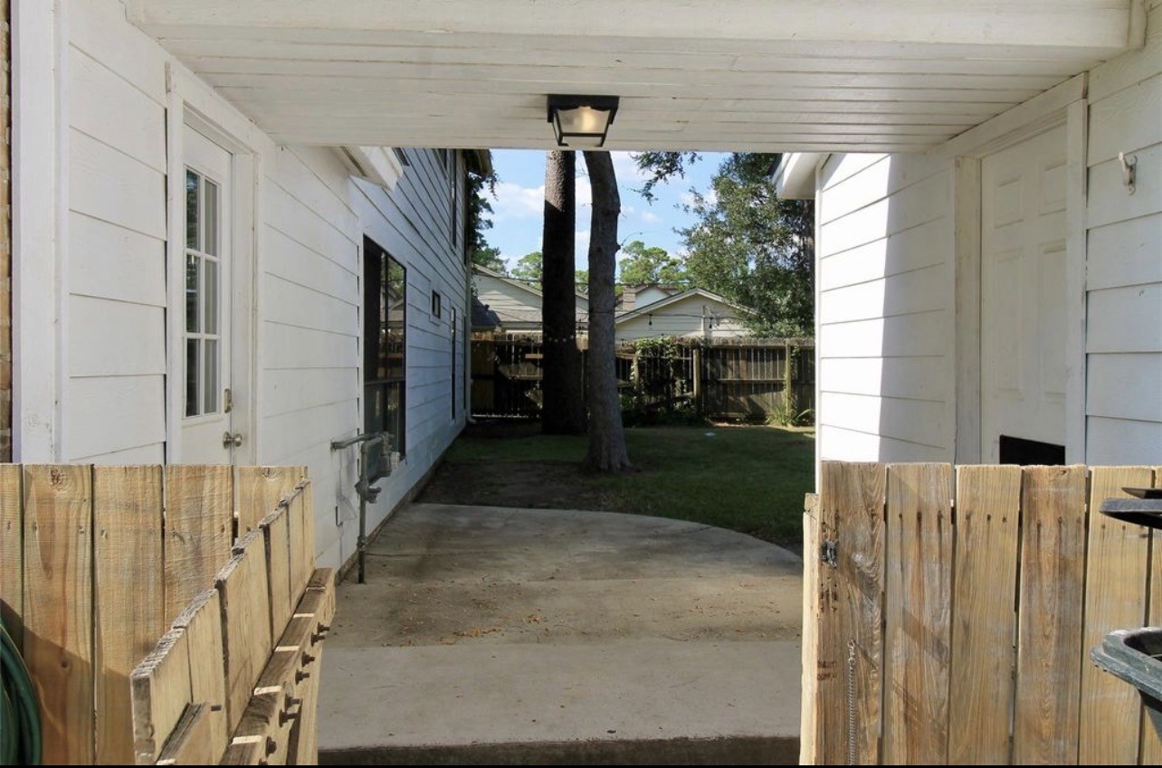 4701 Spring Lane Baytown, TX 77521 - Photo 20 of 22