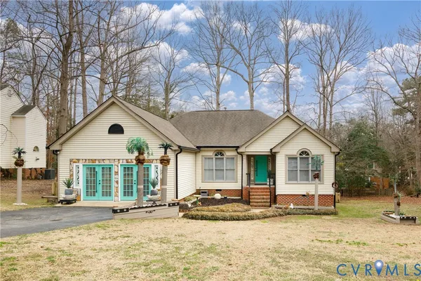 $369,000 | 6005 Hidden Arbor Place, Chester, VA 23831