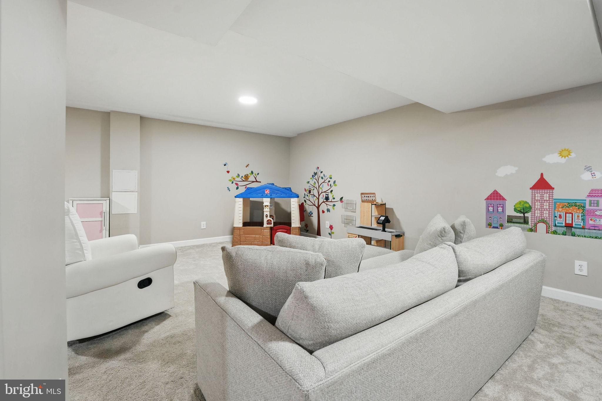 6134 Long Meadow Road McLean, VA 22101 - Photo 31 of 35 Gallery Image 31