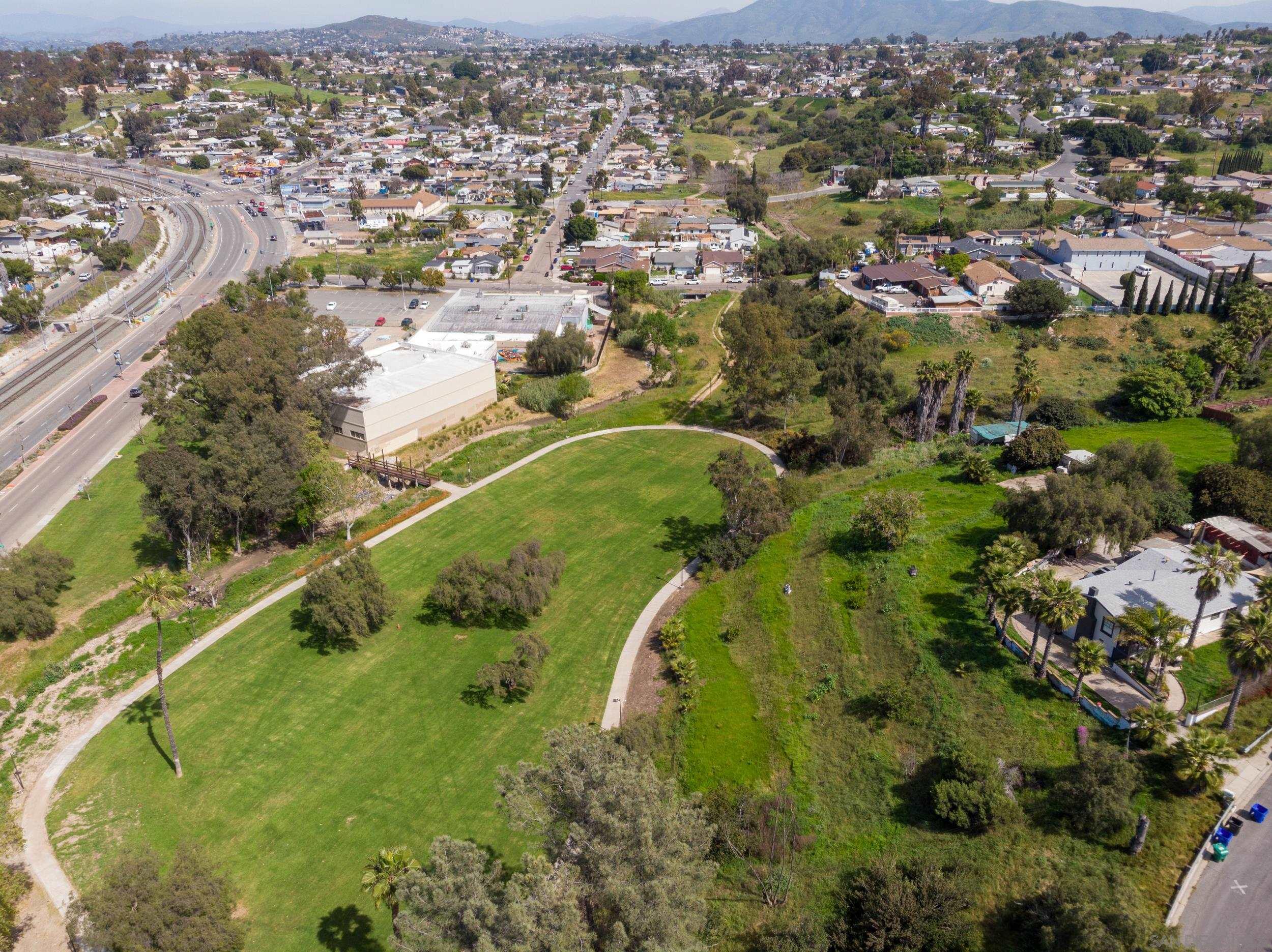 550 Ritchey Street San Diego, CA 92114 - Photo 32 of 37