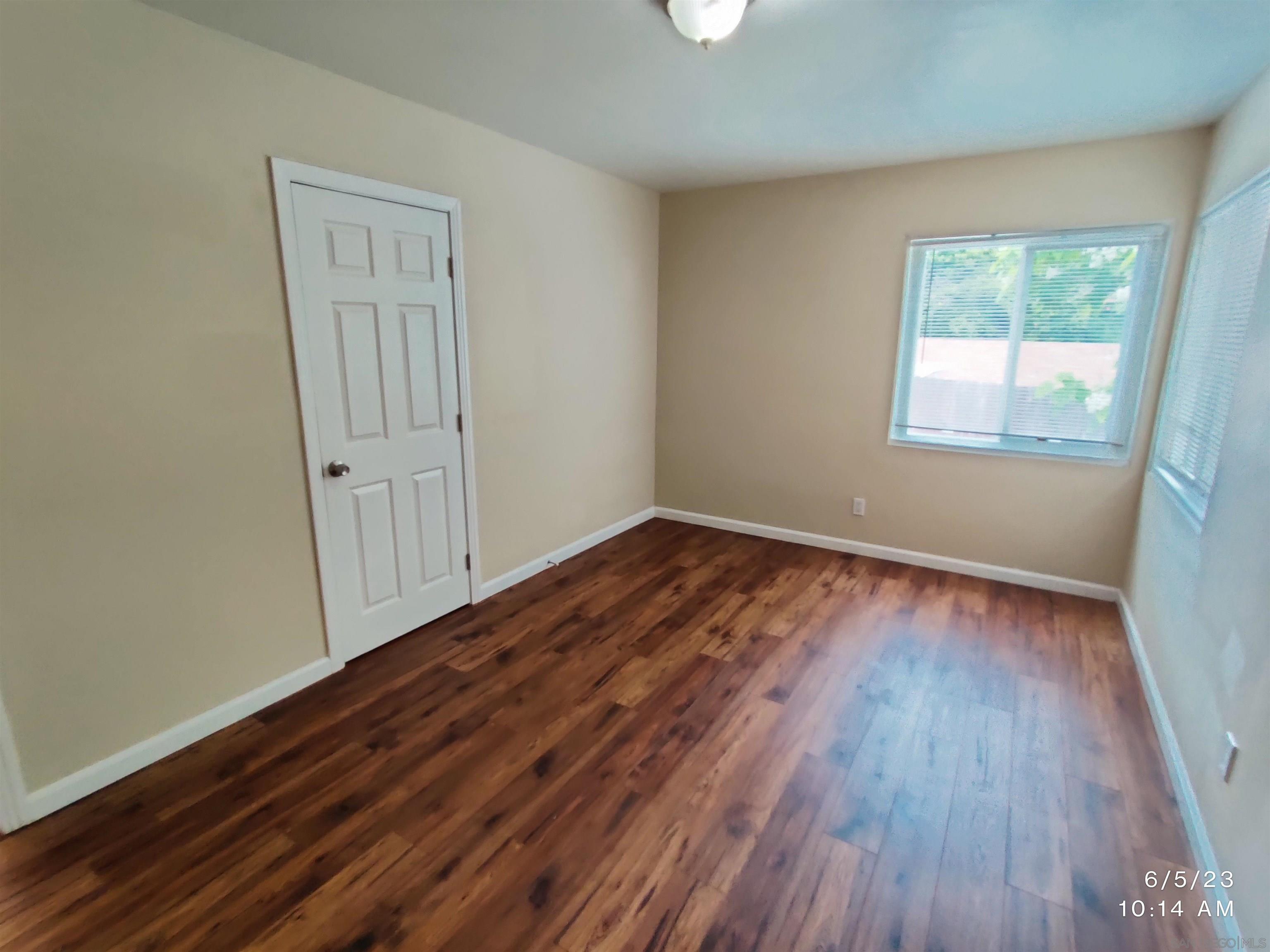 550 Ritchey Street San Diego, CA 92114 - Photo 7 of 37