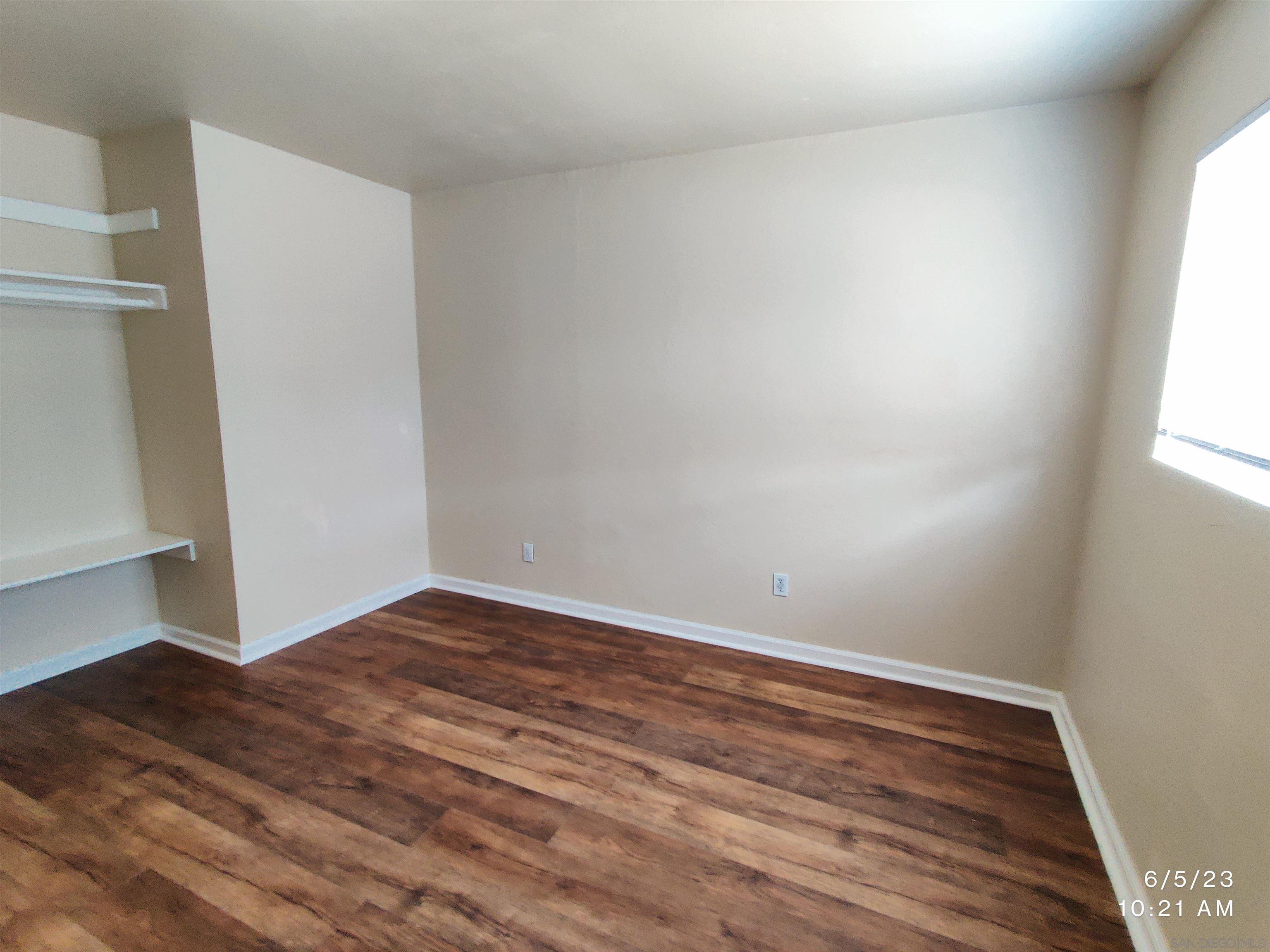 550 Ritchey Street San Diego, CA 92114 - Photo 9 of 37