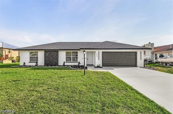 $2,650 | 6043 Birnam Wood Lane, Fort Myers, FL 33908