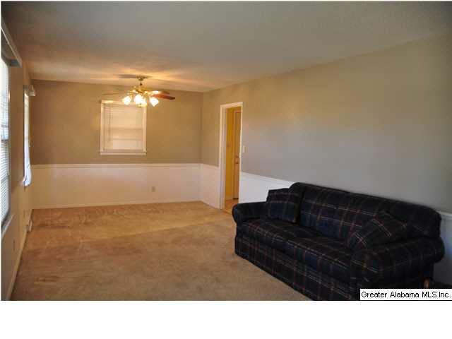 801 Navajo Trail Alabaster, AL 35007 - Photo 4 of 21