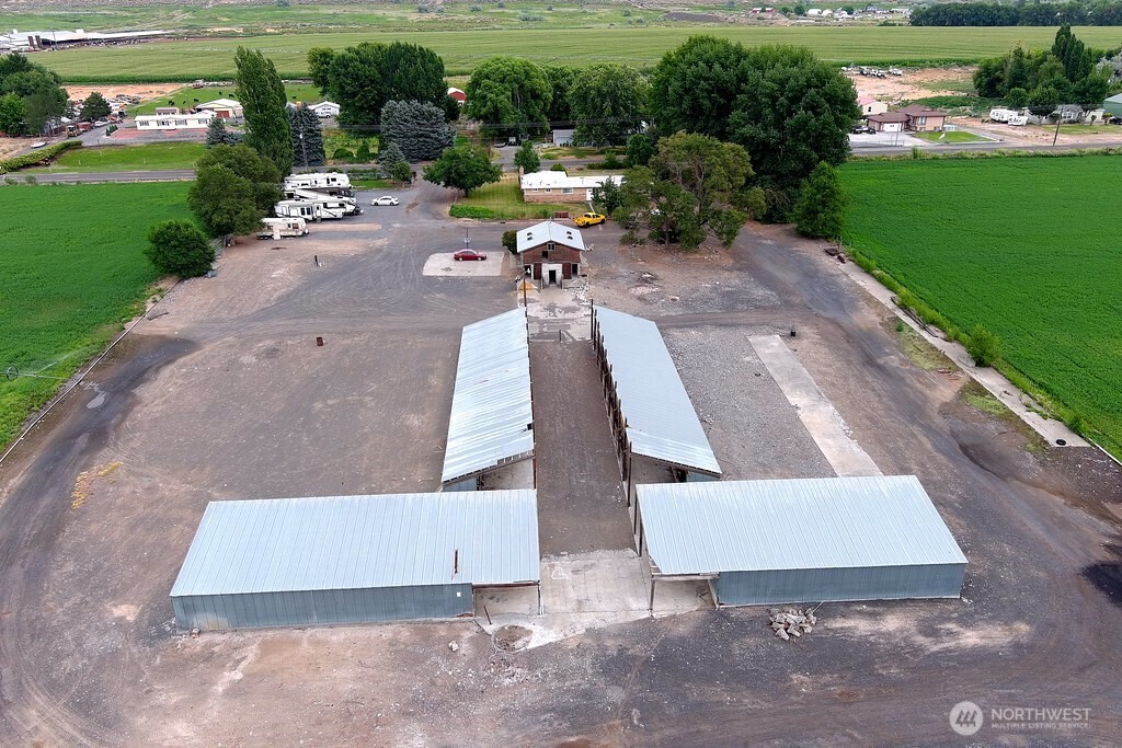 5788 Rd K Northeast Moses Lake, WA 98837 - Photo 8 of 40 an aerial view of a house having yard