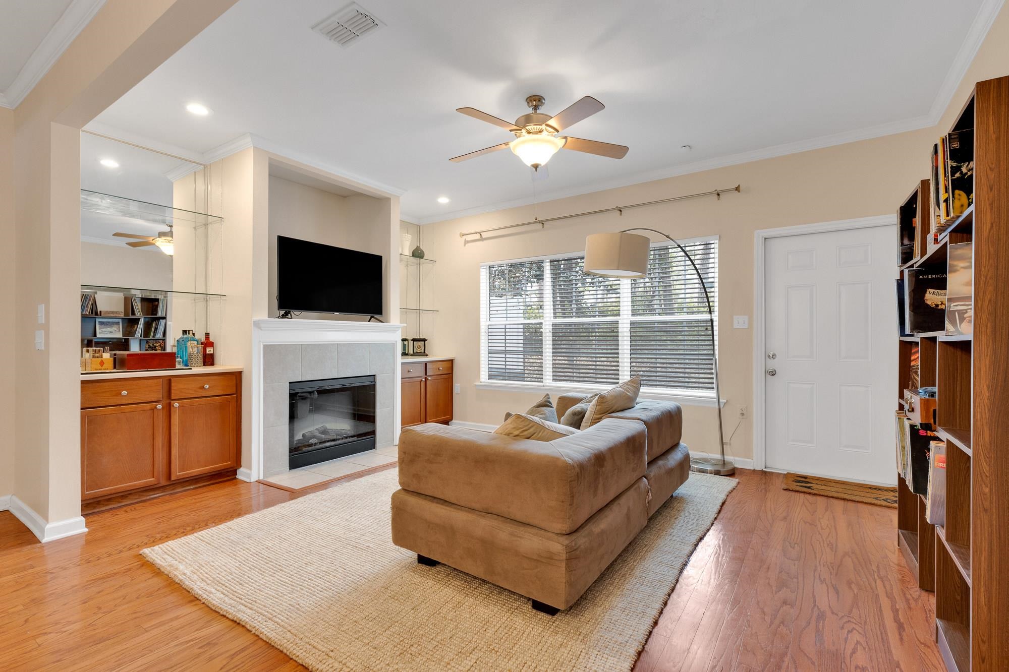 1320 Hendrix Road, Unit 604 Tallahassee, FL 32301 - Photo 20 of 36 Gallery Image 20