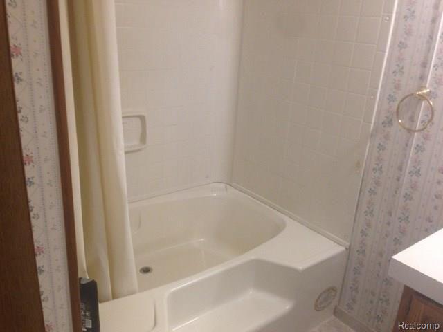 5132 Sheridan Road Vassar, MI 48768 - Photo 21 of 29 IMG_0158.JPG