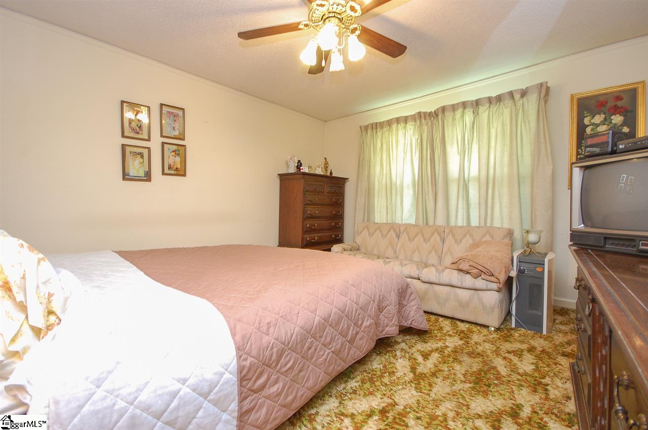 102 Harrison Road Easley, SC 29642 - Photo 15 of 34 Gallery Image 15