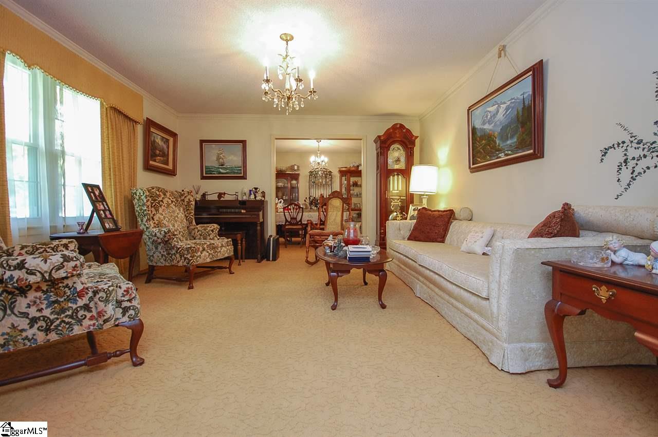 102 Harrison Road Easley, SC 29642 - Photo 4 of 34 Gallery Image 4