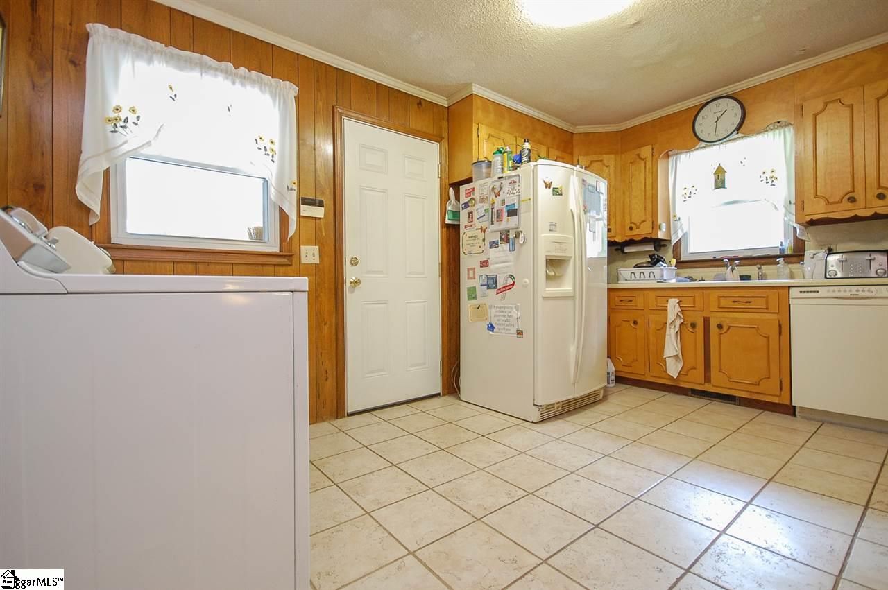 102 Harrison Road Easley, SC 29642 - Photo 7 of 34 Gallery Image 7