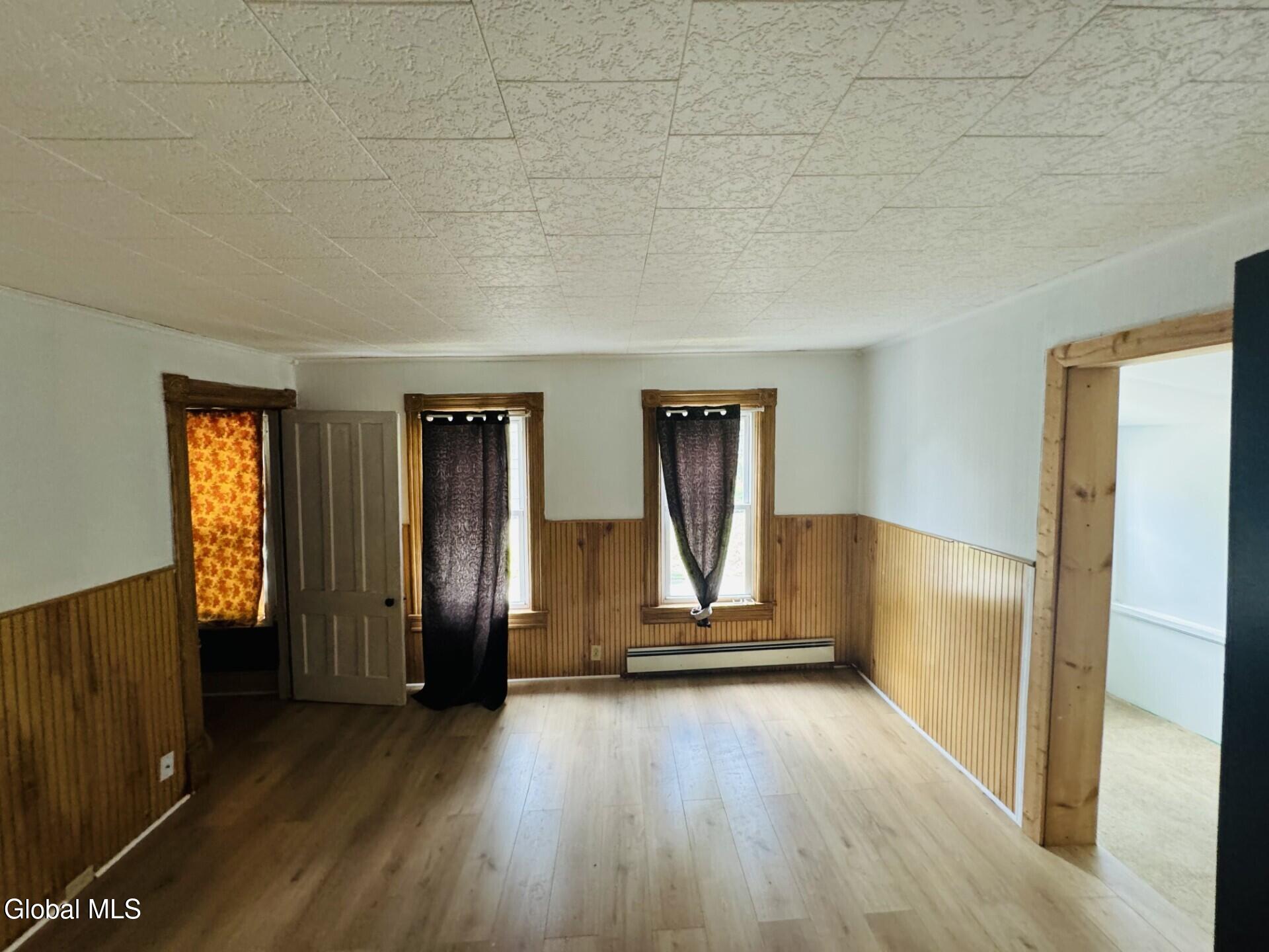 Undisclosed Address Amsterdam, NY 12010 - Photo 5 of 9 thumbnail_IMG_8514