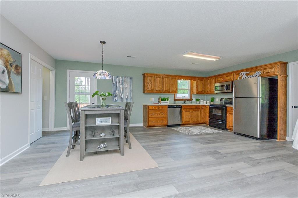 2949 Pine Ridge Road Asheboro, NC 27205 - Photo 16 of 38 Gallery Image 16